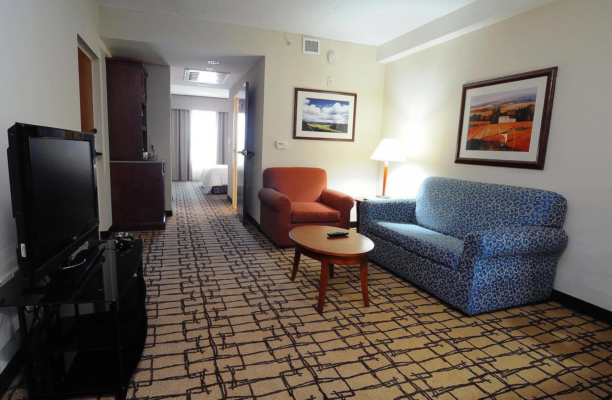 Hilton Garden Inn Atlanta Marietta Room photo